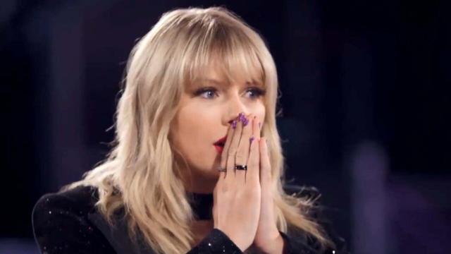 Taylor Swift Gets Emotional After Hearing Tearful 'Voice' Contestant's Story