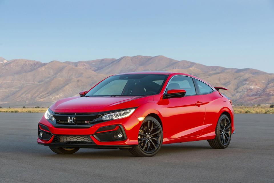 View Photos of the 2020 Honda Civic Si