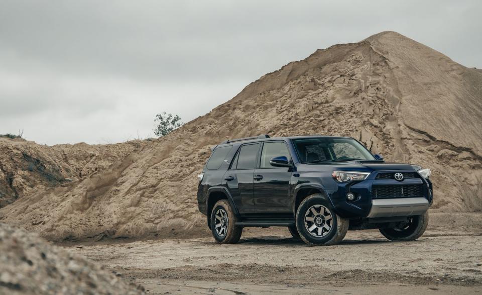 Photos of the 2020 Jeep Gladiator and 2019 Toyota 4Runner