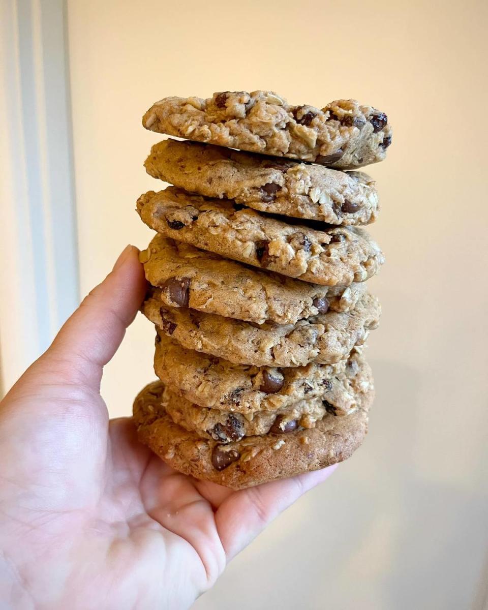 The original Leaky Momma 'Milkies' cookie contains oats, chocolate chips, raisins and a hint of cinnamon, as well as special ingredients to stimulate milk production for those who breastfeed or pump for babies.