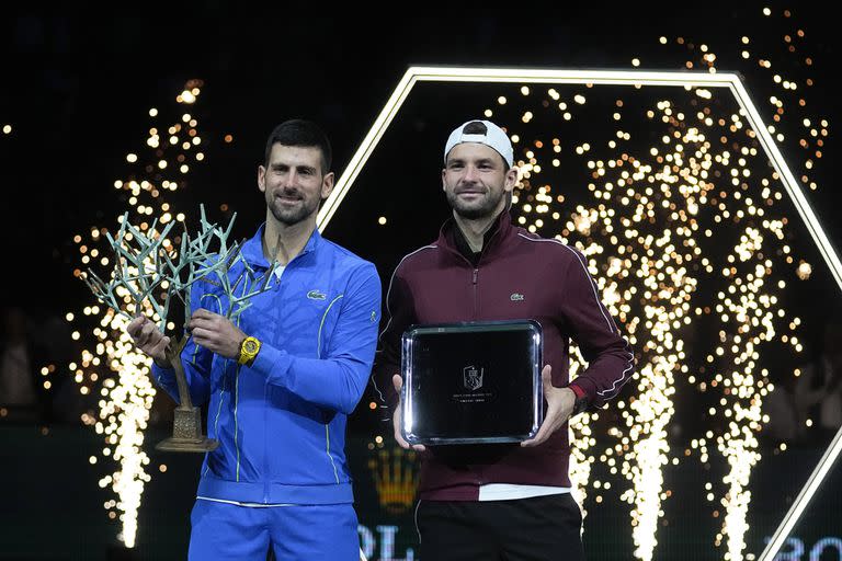 El trofeo principal de Paris fue para Novak Djokovic; a Grigor Dimitrov no le alcanzó con una gran semana