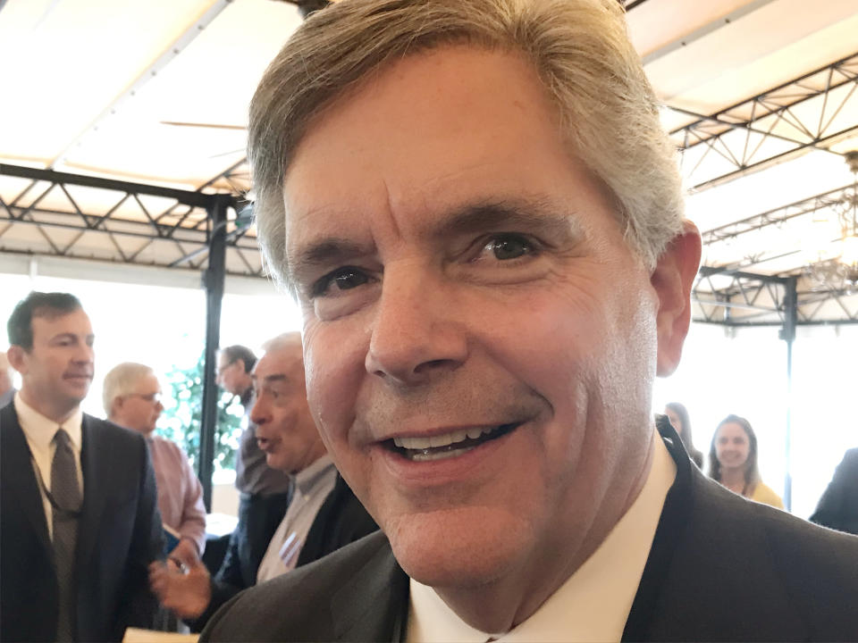 General Electric Co. Chief Executive Officer Larry Culp mingles with shareholders at the company’s annual meeting in Tarrytown, New York, U.S., May 8, 2019.  REUTERS/Alwyn Scott