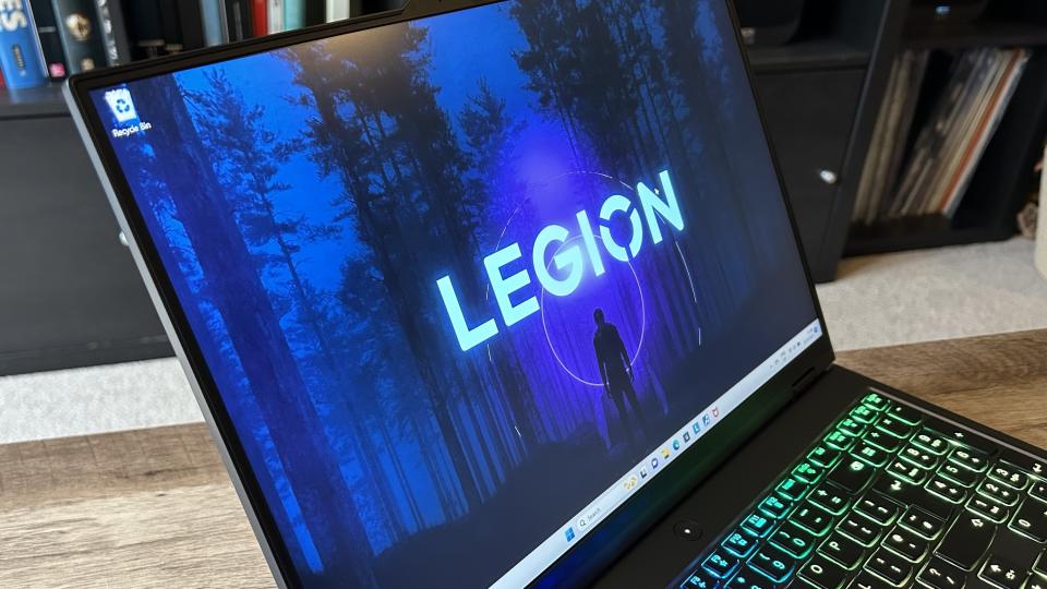 Lenovo Legion Pro 7i screen close up