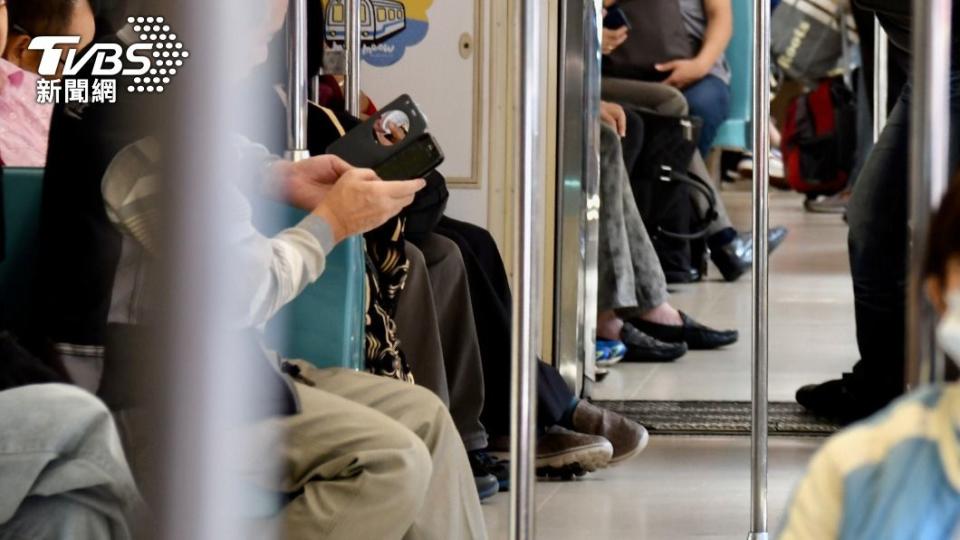 捷運全線慢速行駛中。（示意圖／shutterstock達志影像）