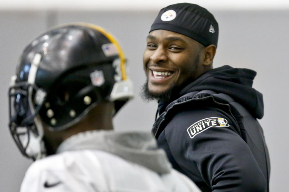 Le'Veon Bell is making a big bet on himself this season with the Steelers. (AP) 