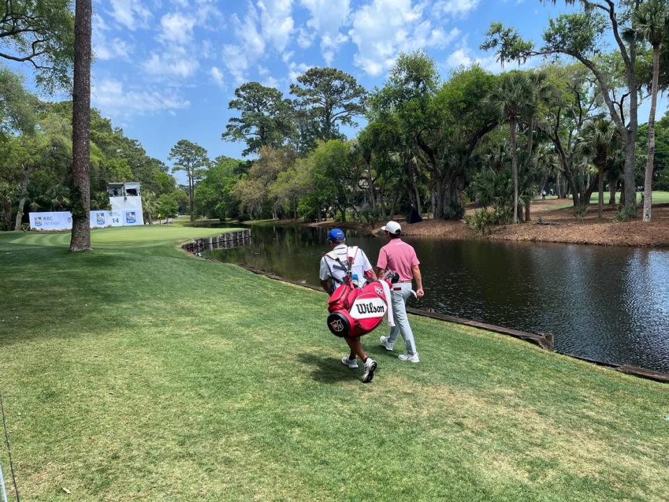 South Carolina’s Kevin Kisner walks the fairway of the 14th hole during Thursday’s opening round.