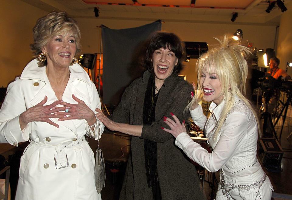 jane fonda, lily tomlin and dolly parton during 9 to 5 25th anniversary special edition dvd launch party   march 30, 2006 at the annex in hollywood, california, united states photo by sgranitzwireimage