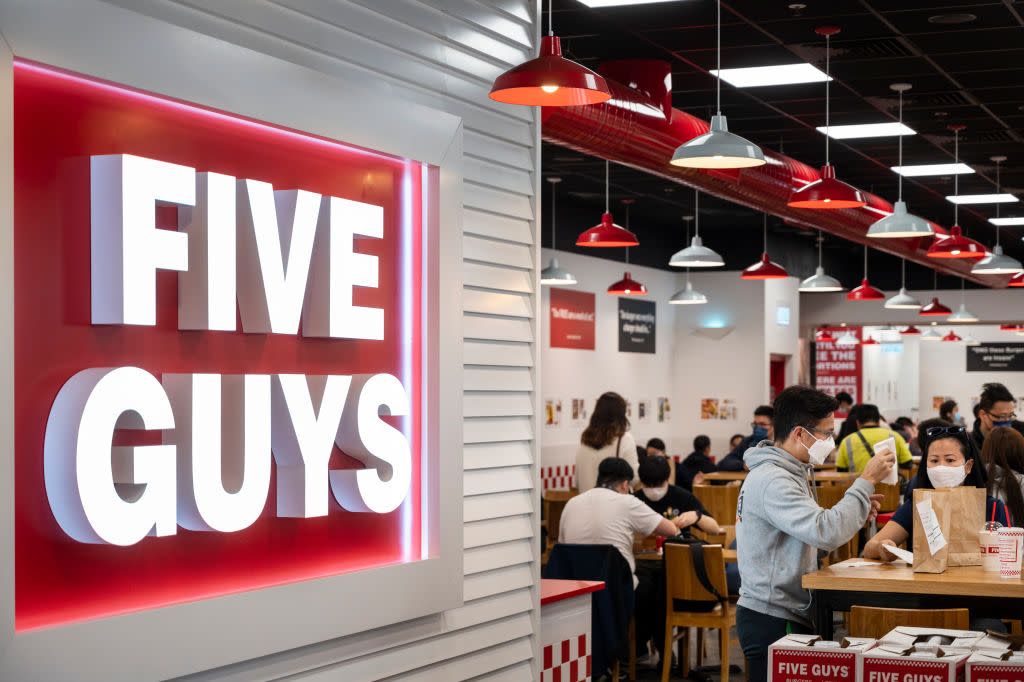 customers eat at the american fast casual restaurant chain