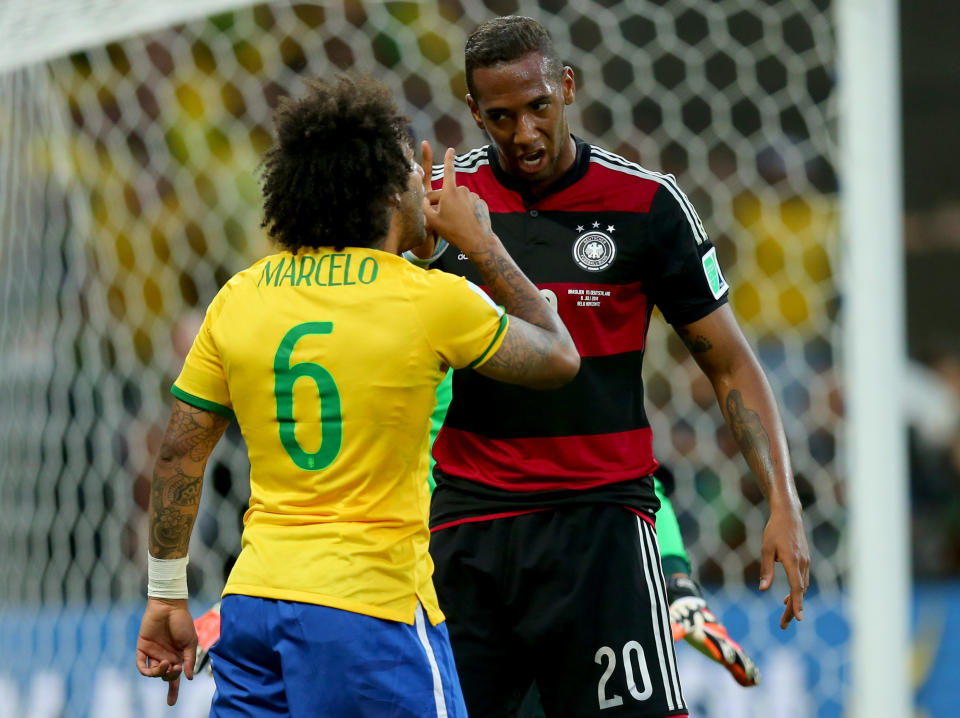 <p>…wenig später legt sich Marcelo mit Jerome Boateng an. Klar, wer hier den Kürzeren zog.<br>(Bild: Getty Images) </p>