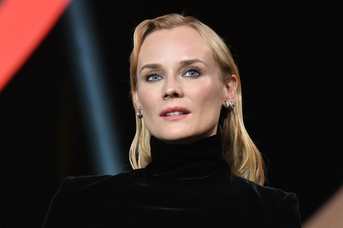 Diane Kruger causes a stir in sun-drenched photos with rarely-seen daughter  – fans say same thing