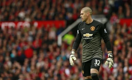 Football - Manchester United v Arsenal - Barclays Premier League - Old Trafford - 17/5/15 Manchester United's Victor Valdes Action Images via Reuters / Jason Cairnduff Livepic