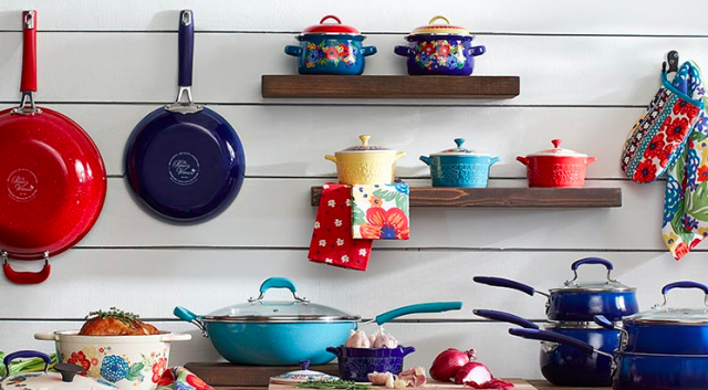 Fall is Here!  Pioneer woman kitchen, Pioneer woman kitchenware, Pioneer  woman cookware