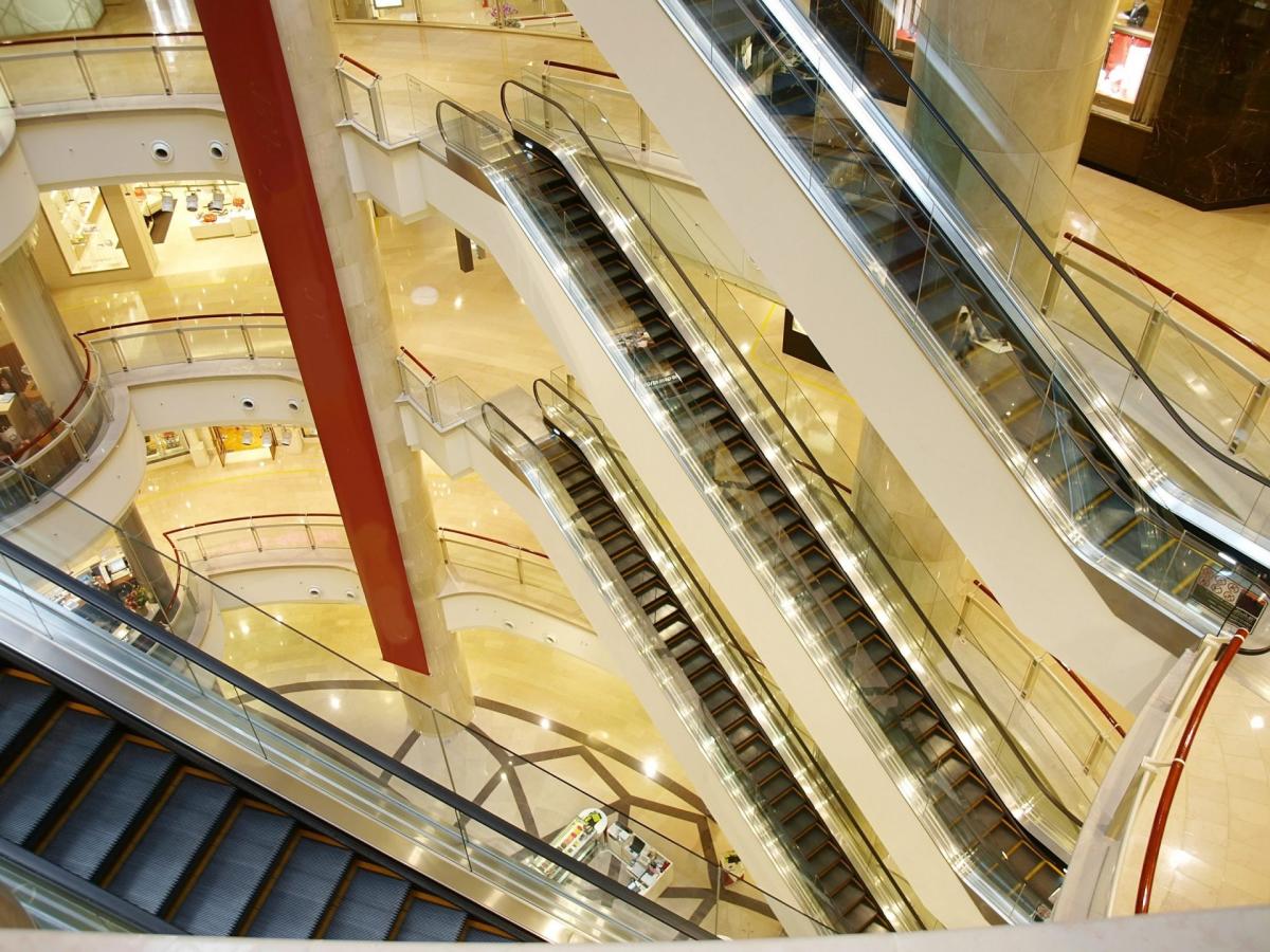 Why Department Stores Remain on the Down Escalator - WSJ