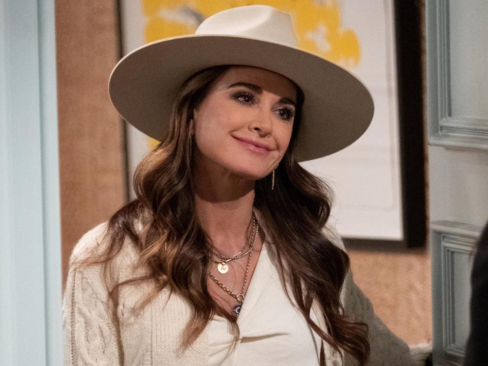 Kyle Richards on season two of "How I Met Your Father."