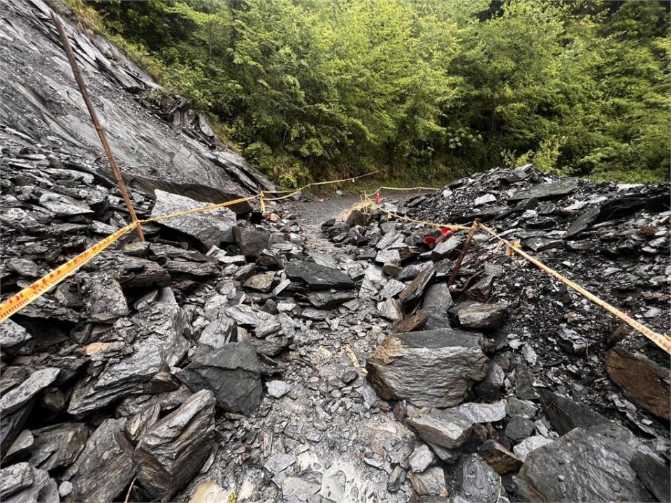 苗栗山區豪雨　大鹿林道東線5.2公里又崩塌