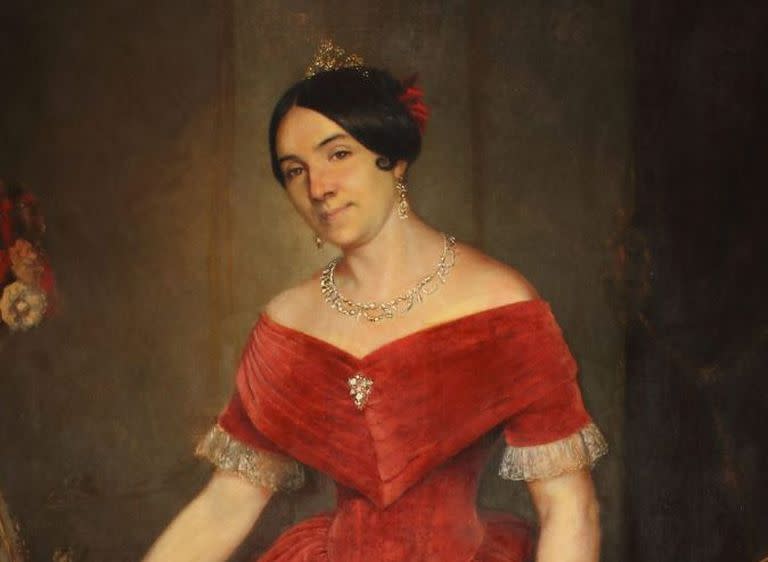 Manuelita Rosas, con su vestido rojo punzó, pintada por Prilidiano Pueyrredón (el retrato se puede ver en el Museo de Bellas Artes porteño)