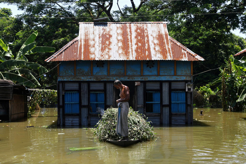 (Photo: Mohammad Ponir Hossain/Reuters)