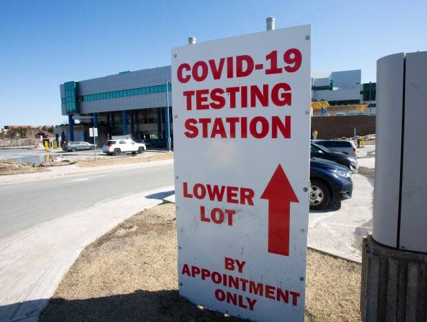 Newfoundland and Labrador is reporting 24 new confirmed cases of COVID-19 on Sunday as the province passed 300,000 completed tests. (Paul Daly/CBC - image credit)