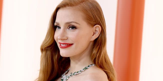 jessica chastain sequin gown oscars