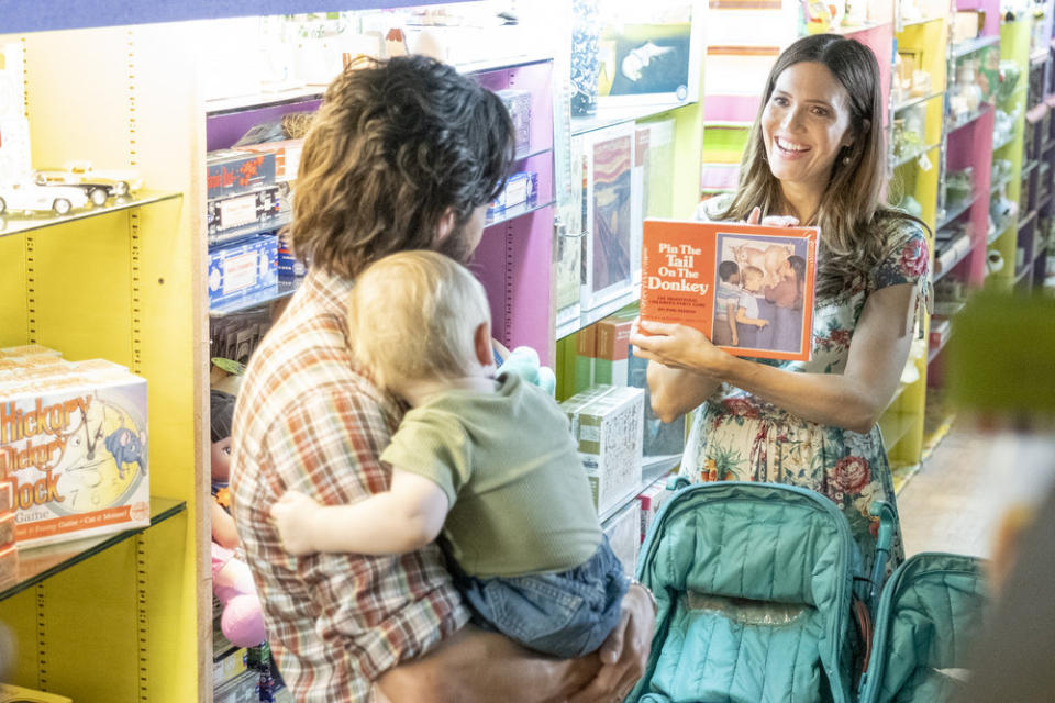 THIS IS US — “Us” Episode 618 — Pictured: (l-r) Milo Ventimiglia as Jack, Mandy Moore as Rebecca - Credit: NBC