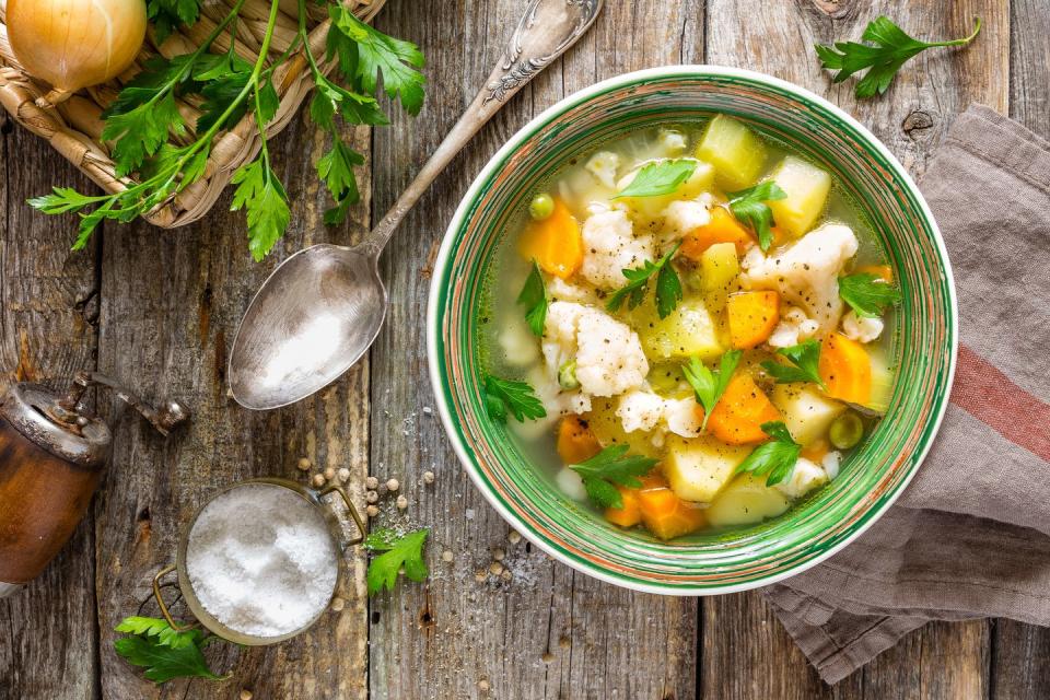 <p><strong><strong><strong><strong><strong><strong><strong><strong><strong><strong>Quantity:</strong></strong></strong></strong></strong></strong></strong></strong></strong></strong> 3/4 cup vegetable soup</p><p><strong>Per serving:</strong> 59 calories, 2.4 g protein, 11.8 g carbs, 0 g fat </p>