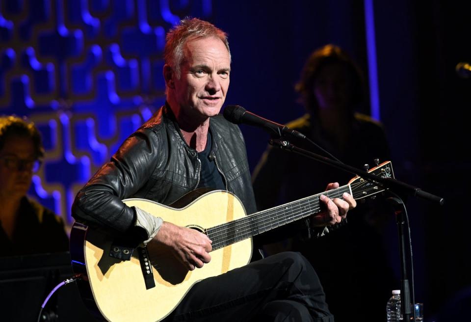 Sting dijo que la amenaza de enviar al piloto afgano a Ruanda fue una ‘vergüenza y una traición’  (Getty/iHeartMedia)