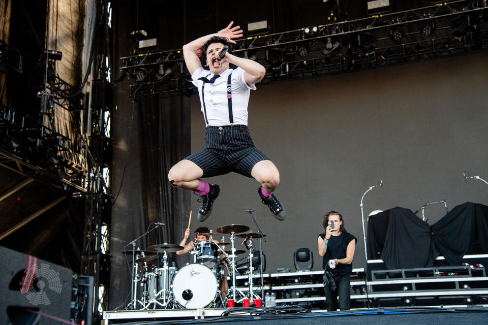 Yungblud Louder than Life AH 8919 2022 Louder Than Life Festival Brings Rock and Metal to the Masses on a Grand Scale: Recap + Photos