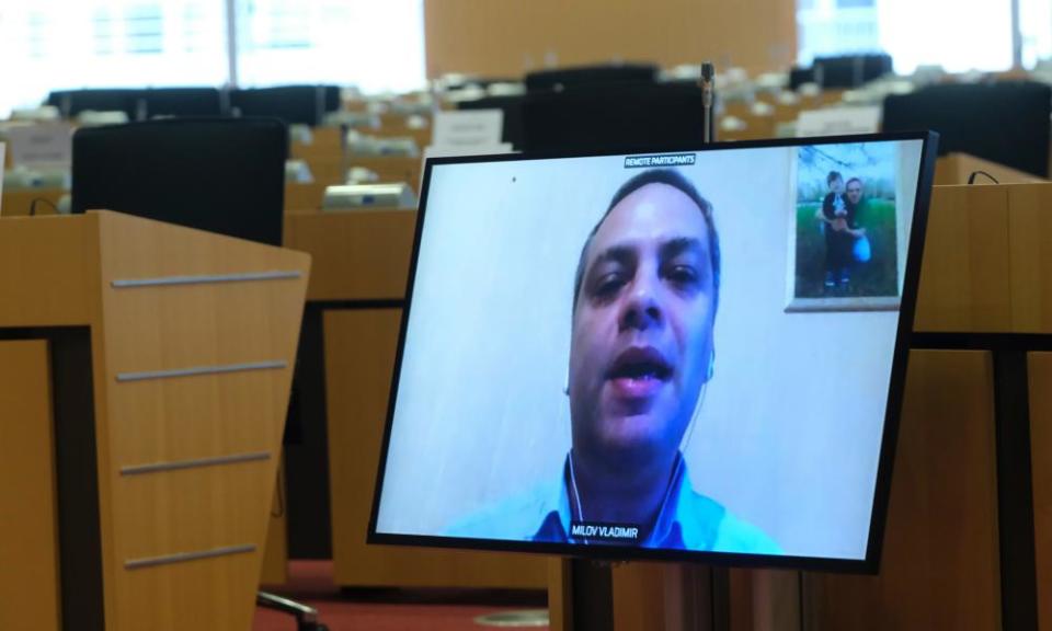 Vladimir Milov takes part at a video hearing at the European parliament in November 2020.