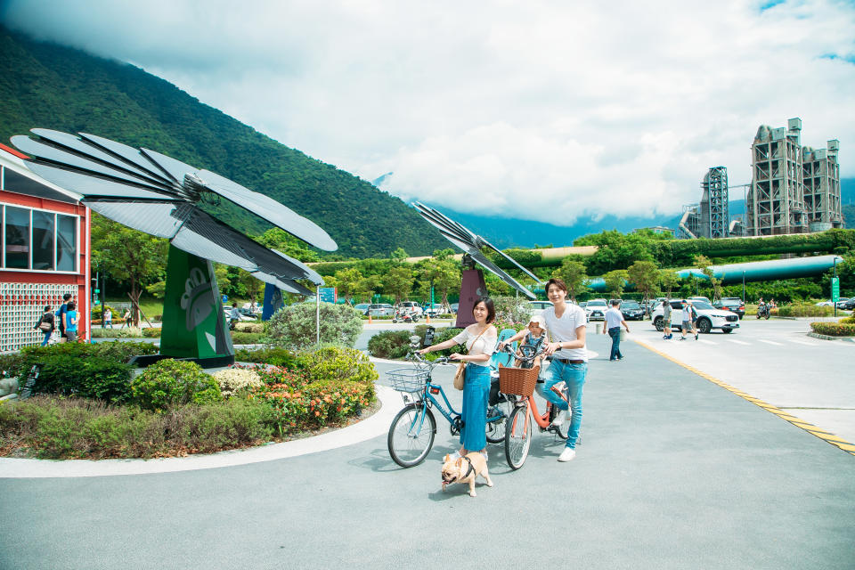 台泥企業團與雲朗觀光集團共同發起永續行動，喚起民眾關注旅行中的各種排碳。圖／台泥提供