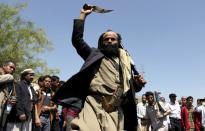 Yemeni supporters of the Shiite Huthi militia attend a demonstration in the second largest city of Taiz on April 1, 2015