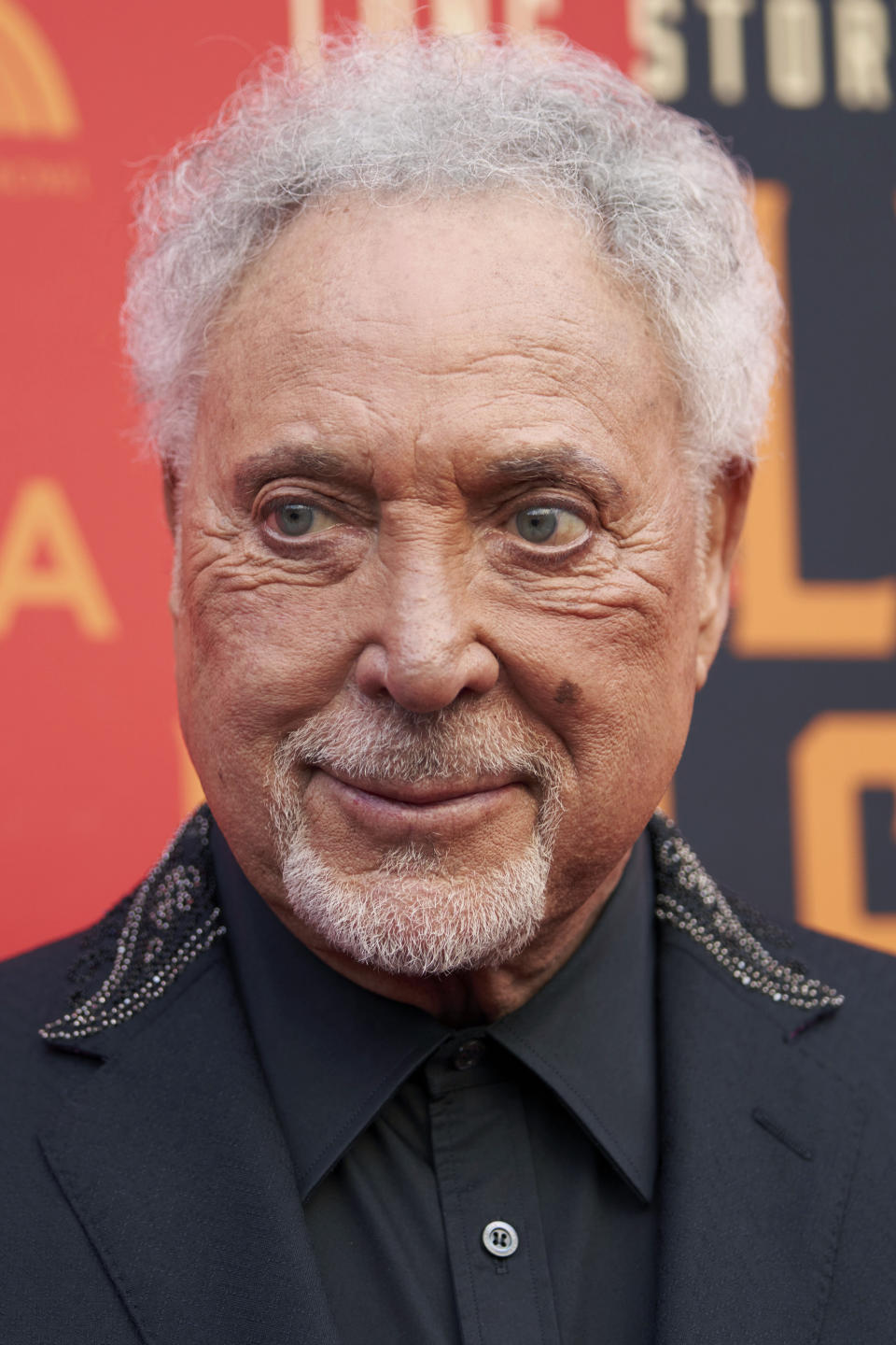 Tom Jones arrives at Willie Nelson 90, celebrating the singer's 90th birthday, on Saturday, April 29, 2023, at the Hollywood Bowl in Los Angeles. (Photo by Allison Dinner/Invision/AP)