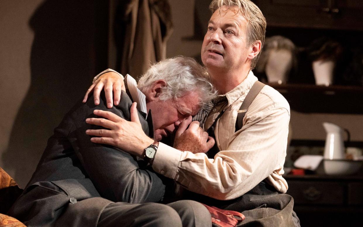 Matthew Kelly doesn't quite pull off Sir's curtain call