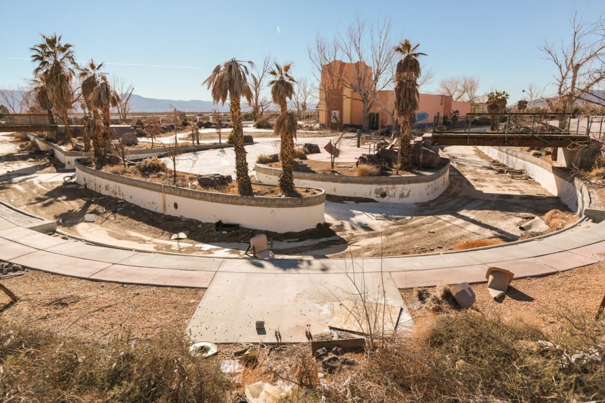 Rock-A-Hoola/Lake Dolores Waterpark in Newberry Springs, California. Closed in Summer, 2004, West of the I-15 in the Mojave Desert on the way to Las Vegas, NV from Southern California.