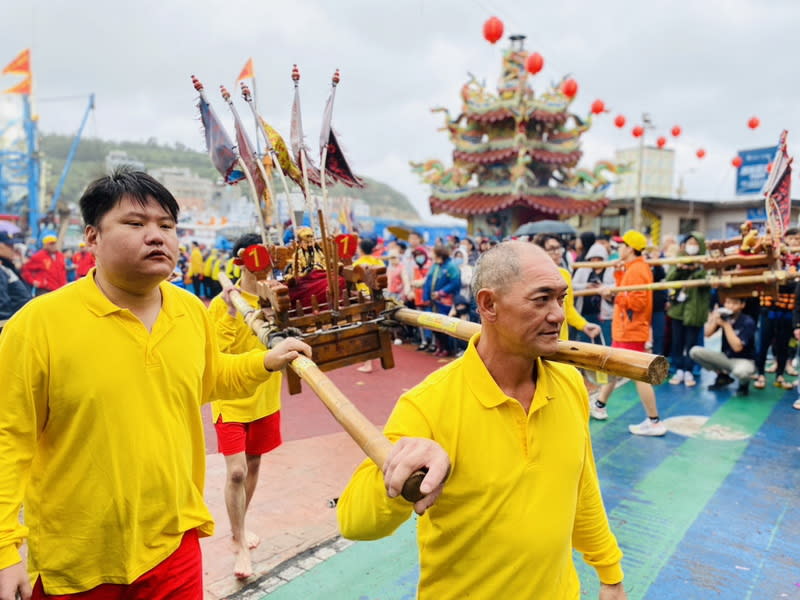 野柳神明淨港文化祭為民俗類無形文化資產 新北市野柳神明淨港文化祭24日元宵節當天熱鬧展 開，吸引大批民眾共襄盛舉，除是北台灣元宵特色宗 教慶典，也是新北少數獲登錄為民俗類無形文化資產 的活動。 （萬里區公所提供） 中央社記者黃旭昇新北市傳真  113年2月24日 