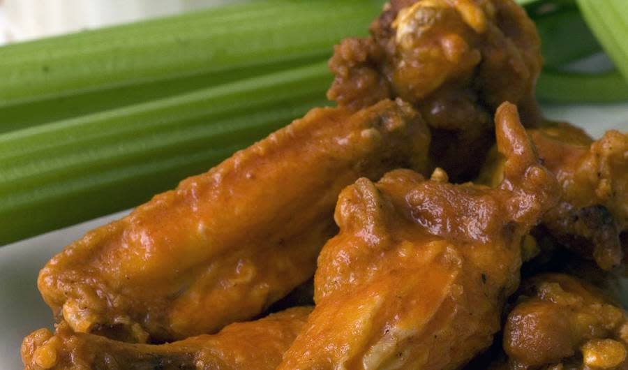 Restaurants in NYC That Deliver Wings for Super Bowl Sunday