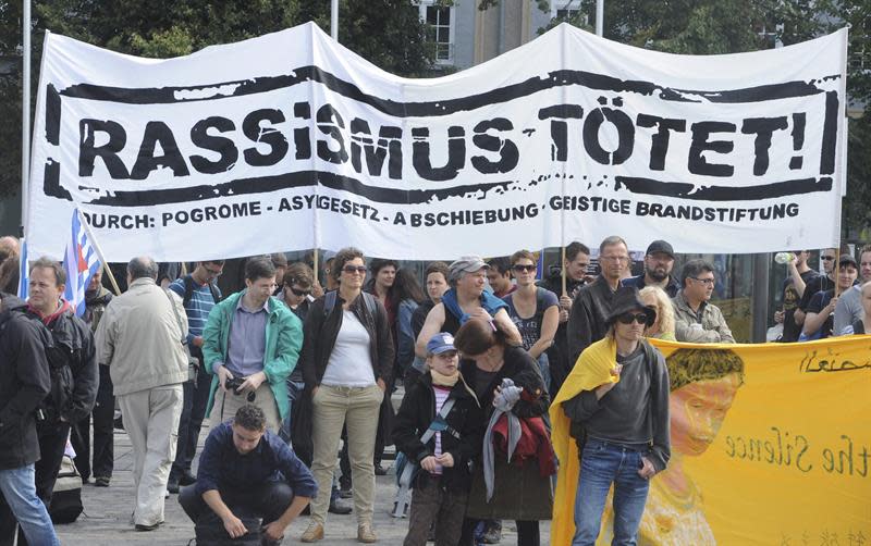 Demonstranten in Rostock-Lichtenhagen. EFE/Archiv