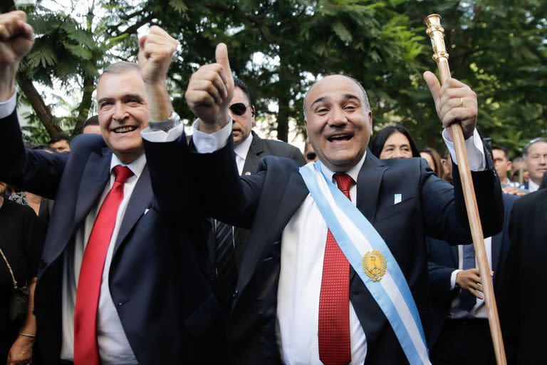 Osvaldo Jaldo y Juan Manzur, ayer en Tucumán