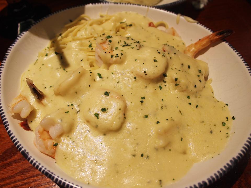 red lobster times square shrimp fettuccini alfredo