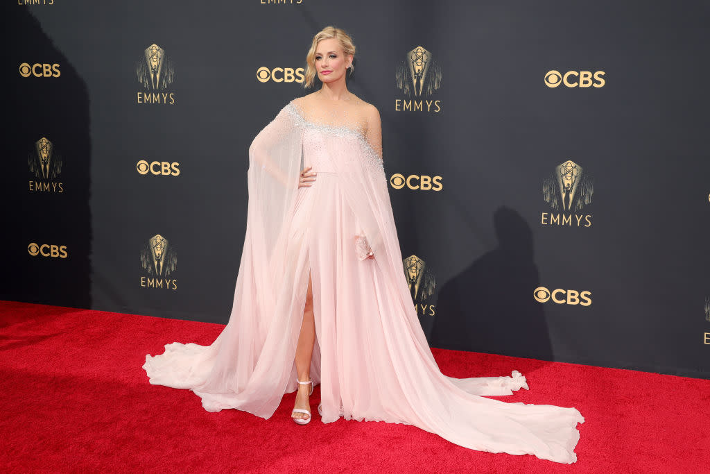 Beth Behrs attends the 73rd Primetime Emmy Awaron Sept. 19 at L.A. LIVE in Los Angeles. (Photo: Rich Fury/Getty Images)