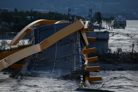 The damage after the earthquake and tsunami is pictured in Palu, Central Sulawesi, Indonesia, October 1, 2018. REUTERS/Athit Perawongmetha