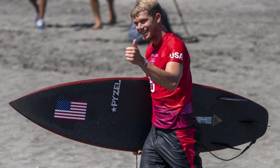 John John Florence reached the third round through the repechage.