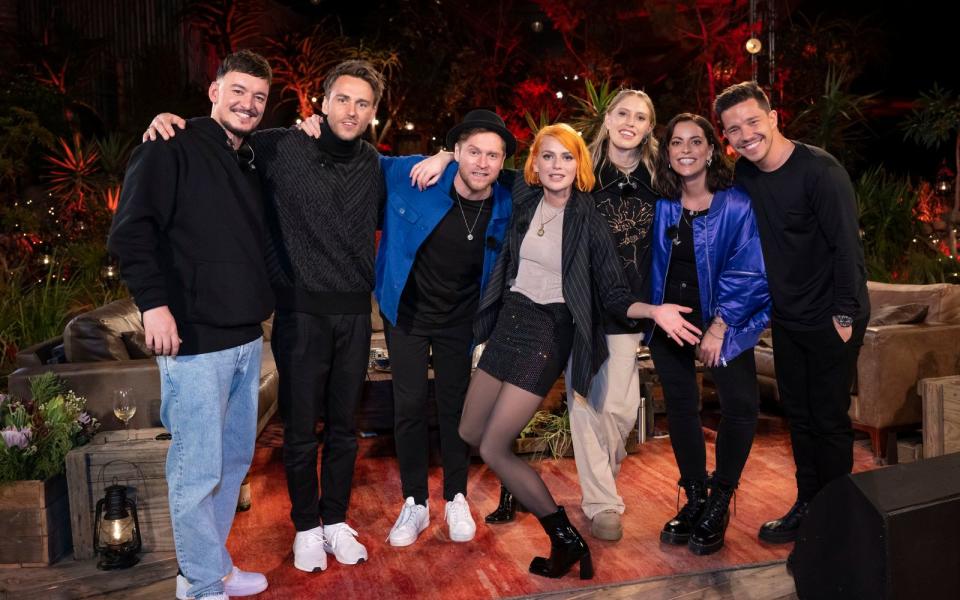 Finale bei "Sing meinen Song": Die Jubiläumsstaffel endete wie immer mit dem Duette-Abend. (Bild: RTL / Markus Hertrich)