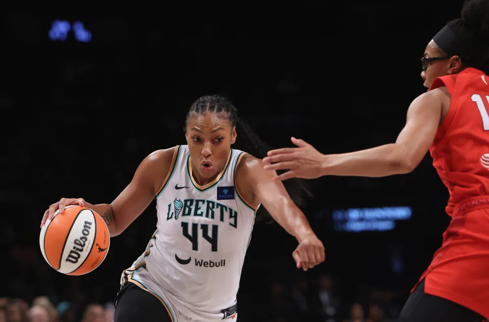  Betnijah Laney-Hamilton #44 of the New York Liberty drives to the basket against the Atlanta Dream at Barclays Center on September 19, 2024 in the Brooklyn borough of New York City. The Dream defeated the Liberty 78-67. NOTE TO USER: User expressly acknowledges and agrees that, by downloading and or using this photograph, User is consenting to the terms and conditions of the Getty Images License Agreement. (Photo by Bruce Bennett/Getty Images)