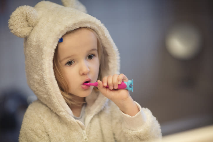 Con estas apps, tus hijos amarán cepillarse los dientes. Foto: Elva Etienne / Getty Images