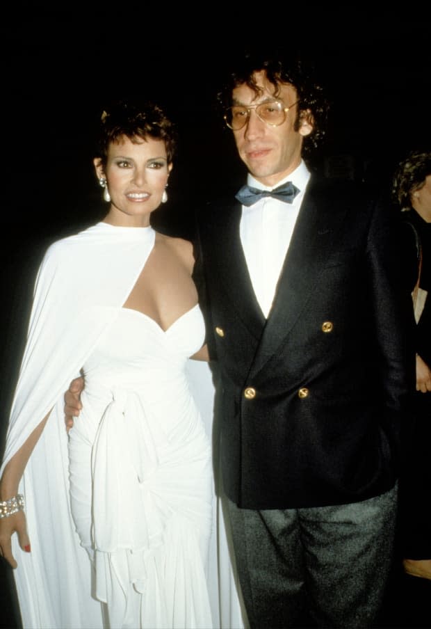 Raquel Welch and husband Andre Weinfeld circa 1985 in New York<p><a href="https://www.gettyimages.com/detail/1024179670" rel="nofollow noopener" target="_blank" data-ylk="slk:Images Press/Getty Images;elm:context_link;itc:0;sec:content-canvas" class="link ">Images Press/Getty Images</a></p>