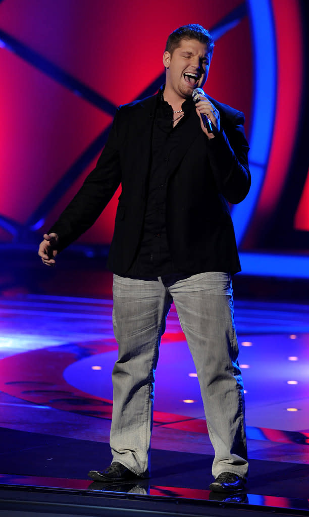 Michael Sarver performs "You Are Not Alone" by Michael Jackson on "American Idol."