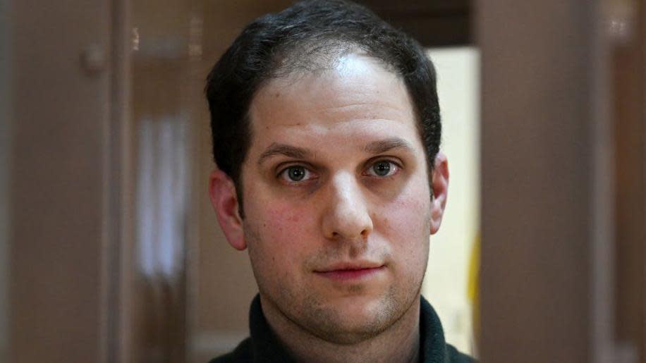 El periodista del Wall Street Journal Evan Gershkovich es uno de los liberados.