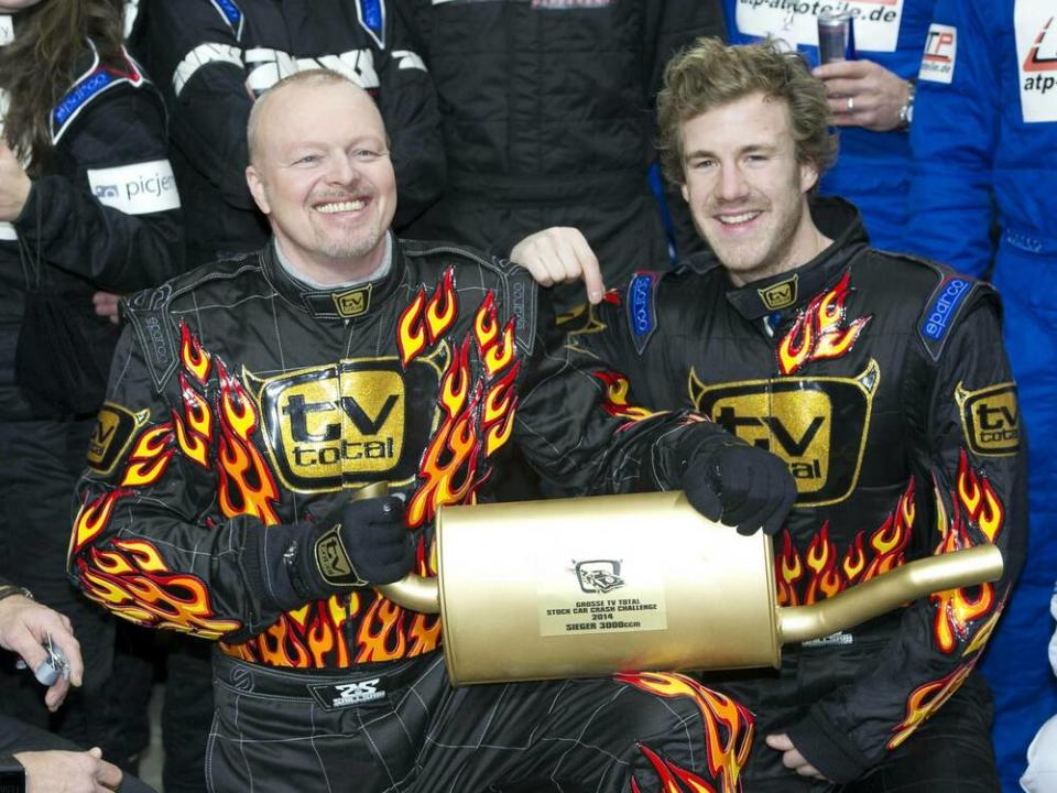 ProSieben-Dream-Team? Stefan Raab mit einem jungen Luke Mockridge bei der "TV total Stock Car Crash Challenge" (Bild: imago/Sven Simon)