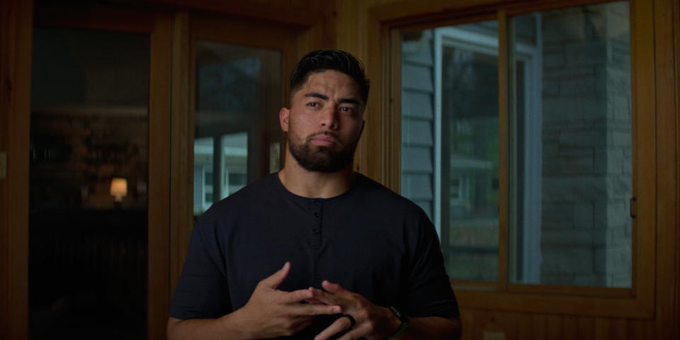 Image: Manti Te'o in Untold: The Girlfriend Who Didn't Exist (Netflix)