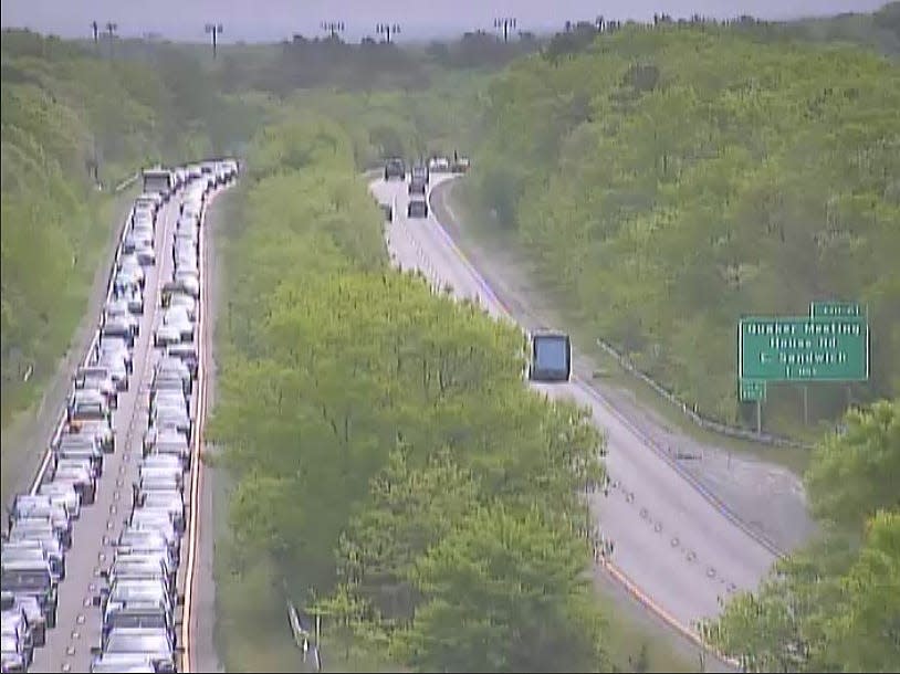 A look at Route 6 westbound traffic in the vicinity of Exit 59 (formerly Exit 2) in Sandwich around 11 a.m. on Memorial Day.